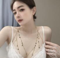 我是骚货，是婊子请羞辱0