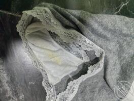 偷拍老婆原味内裤，有味道，闻着都硬，太爽了，海友们，你们媳妇内裤亮出来0