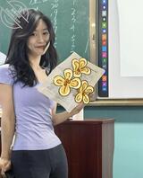 大中午的有姐姐在玩海角吗0