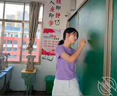 AI一键去衣，这是一个武大的小姐姐喔1