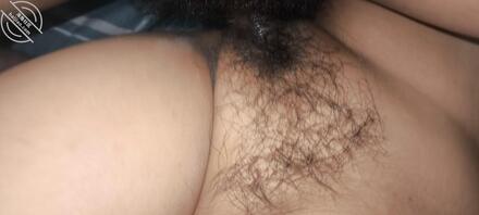 淫荡骚逼想多人操射，欢迎射屏返图，2