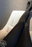 （原创）姐姐的裤里丝，黑丝袜脚太美了&hellip;