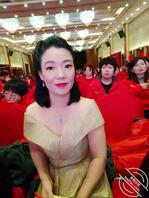 买保险的骚货，真欠操！1