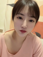 【章哥经典】颜值非常高的小姐姐裸聊自慰有玩具