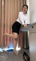 还是钟爱穿OL职业装