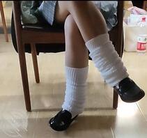桌下偷拍jk女大