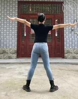 绿母儿贡献大屁股骚妈马素英