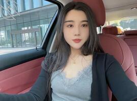 我是骚货，我妈也是，毕竟是她亲生的。。2