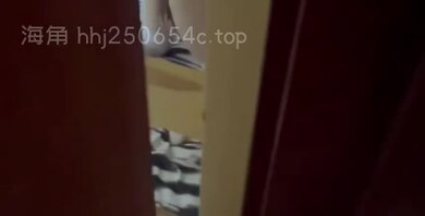 [原创视频]青春期妹妹在家自慰被哥哥发现后无套后入 没忍住射在了里面