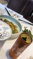 骚屄餐厅人前露出2