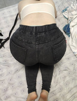 喜欢丝袜肥臀的可以来接龙