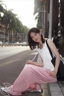 好紧的前台母狗 喝多了带回出租屋内射0