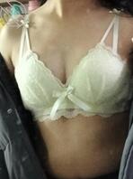 分手了，贡献03年女大前女友 求大家评论存图1