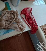 当经理的反差姐姐,射在姐姐蕾丝内裤上,在垃圾桶里发现了姐姐的自慰工具2