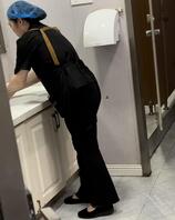 熟女老逼！白虎无毛真淫荡！1