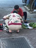 偷拍老屁股1