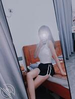 （清纯）放假女大，想舔几把 小穴想要被填满1