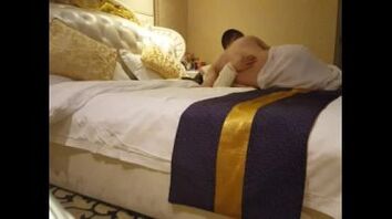 全程露脸~约炮良家妇女到酒店啪啪啪！从拒绝操到主动配合！外射