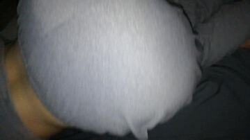 操媳妇儿的大屁股，有喜欢的吗，来淫语评论（1）