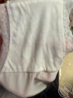 舅妈这几天不在 想艹她逼紧了 忍不住拿了两条她的骚内裤内裤都长斑黄黄的0