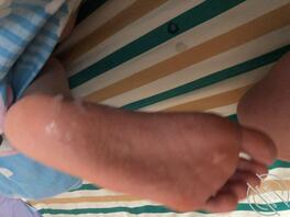 臭婊子骚逼，反差母狗，找人狠狠地开发0