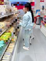 【原创】带妹妹出来又买零食了,大出血啊!0