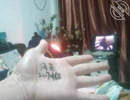 (原创)在老妈疯狂攻势下与老妈尝试高难度姿势,甚至还妄想我们父子一起干她1