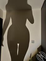 上次和老婆出去拍的1