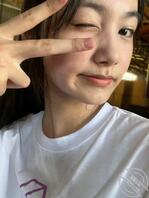 表妹小糖都会化妆了，展示一点她的自拍，能看出什么类型么2