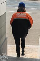 原创厕拍 卖轮胎的少妇穴比轮胎都黑呀1