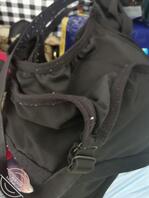 太棒了，老妈的内衣，那个味道太好了，还有洗过的内裤，只有淡淡的香味，搞得1