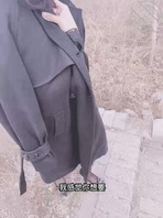 48 今天天气总算暖和的多了,带妹妹去山上采风,淫荡的我又忍不住了1