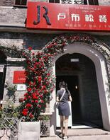 烟台娇妻昨晚打车给司机看裸照2