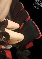 约妹妹出来看了电影,并用手摸了几下大长腿2