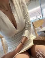 今天没穿内裤出门，感觉有点凉飕飕0