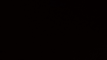 全裸露脸女上自己动高潮