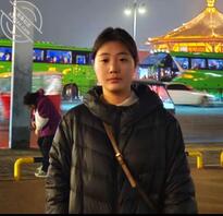 外围女第一次和我做爱，把我夹流血了