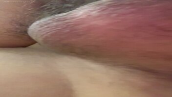 老婆跟单男上床了 ，我在后面偷偷拍