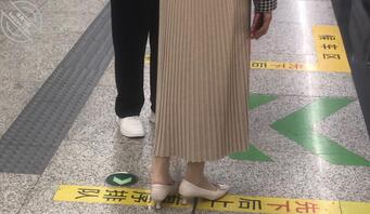 地铁偷拍肉丝少妇肉丝熟妇2