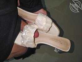 持续打胶高跟一字拖，不断回访看看变化2