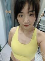 亲妈刘晓娜是野爹们的专属性奴隶，供野爹随意内射的骚货肉便器1