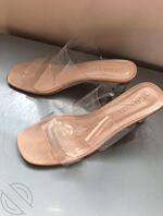 江南妹妹被我pua约见 面，被操了，很紧很嫩，好
像是第一次1