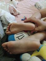 奶奶与妹妹给我足交必看指南1