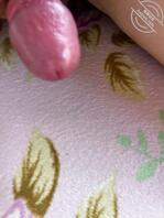 把你们的老婆 女朋友 照片发在评论区  让我看的照片，对着她们射精液