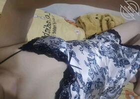 〔兄弟妈妈〕9-2、把兄弟妈妈操高潮三次,想儿子天天操,喜欢被儿子操逼1