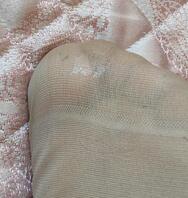 射在奶奶的丝袜脚上（暂时断更）