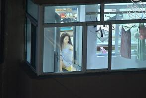 偷拍对楼小少妇（3）