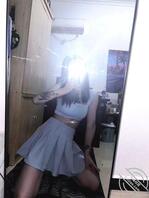 亲妹妹 4 在我妹的空间相册里看到了几张照片,有些疑惑?1