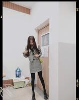 打胶骚逼生物老师张嘉颖靴子