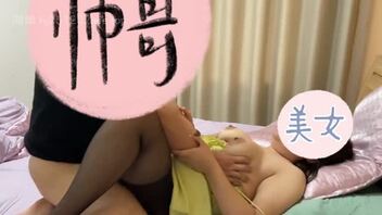 【绝版】白天开窗户操我亲小姑，被对面住户偷窥！全程高能预警！一镜到底！